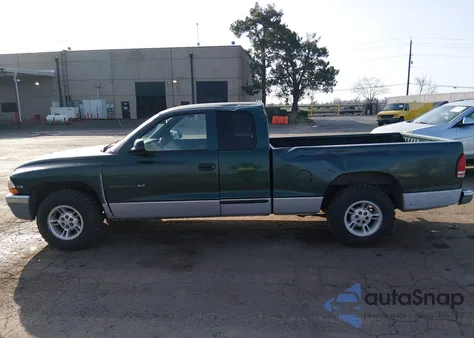 2000 Dodge Dakota Slt/Sport z USA, uszkodzony, nr VIN 1B7GL22X1YS553073